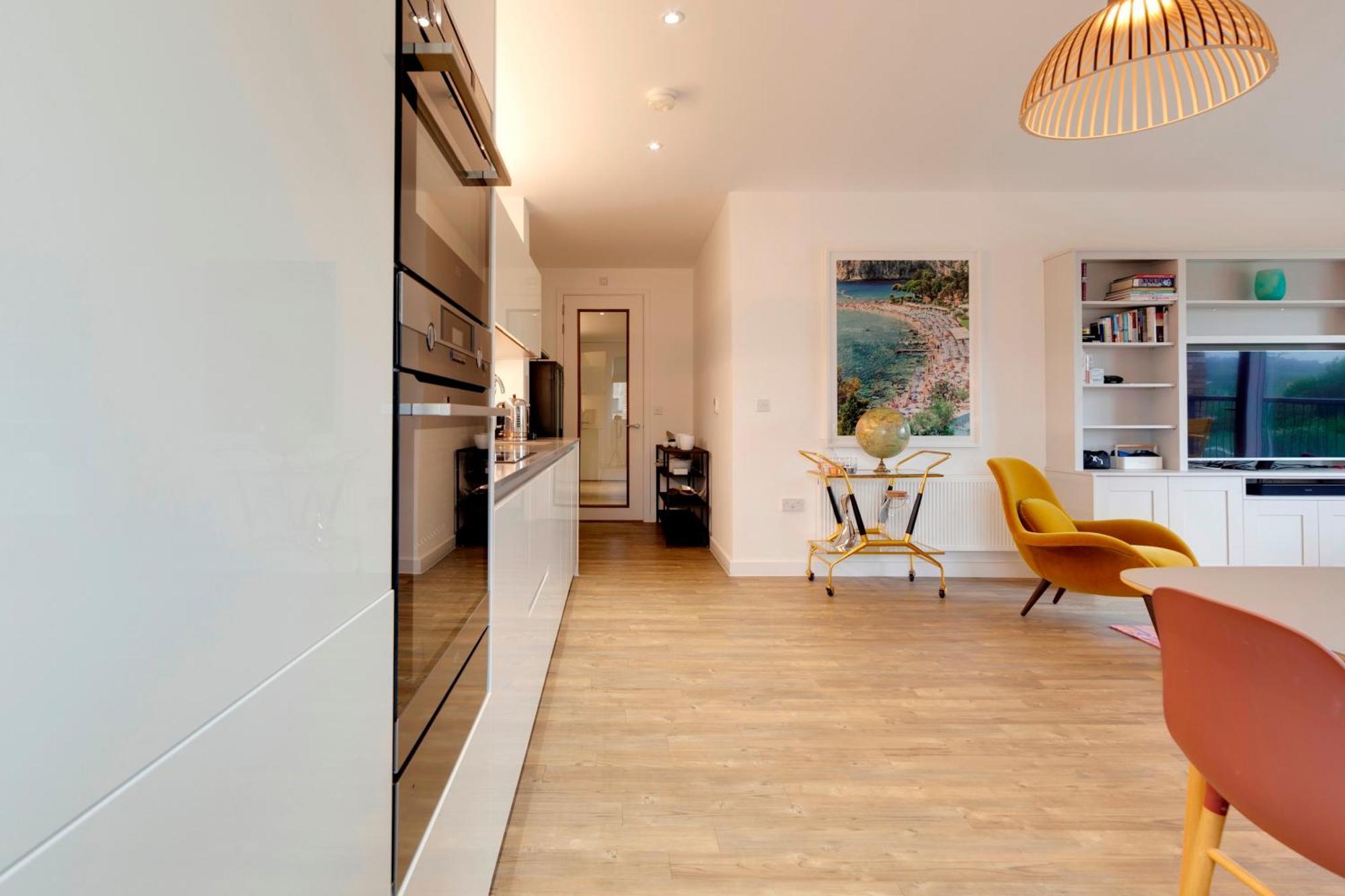 Pass The Keys Stunning And Spacious Modern Flat - Own Car Park CBG Exteriör bild